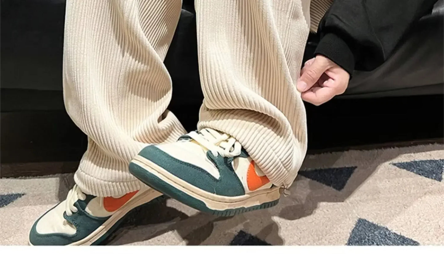 Calça Retro veludo masculino perna reta ajustável.