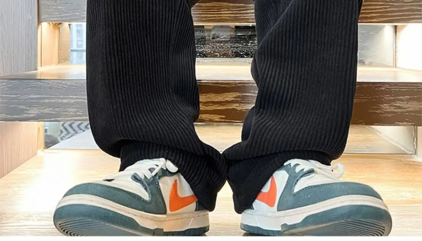 Calça Retro veludo masculino perna reta ajustável.